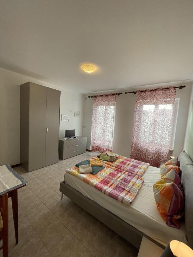 Ferienwohnungen Sponchie Lazise Exteriör bild